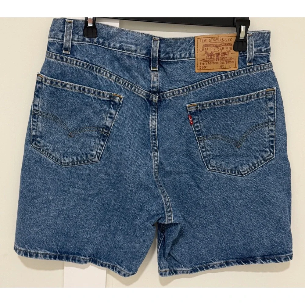 Levis levi 550